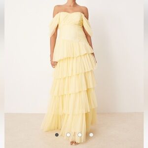 Off shoulder tulle maxi dress